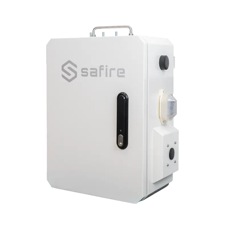 SAFIRE SF-BOX5038DUAL8POE-UPS - Smartbox metalica IP66 Dual Solar y 220V AC - Cerradura electronica con Bluetooth