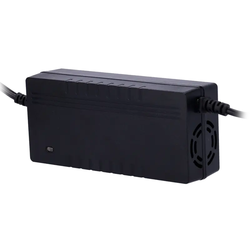 SAFIRE SF-MPPTBATT-4PIN-AC-POWERSUPPLY - Fuente de alimentación AC - Para alimentar baterías de kits solares - 4 pines